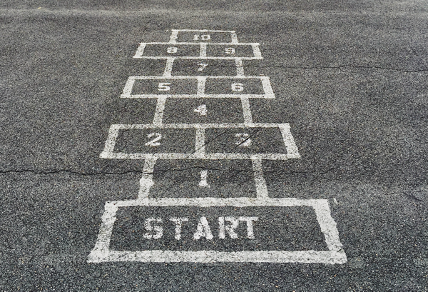 A hopscotch grid represents iteration steps
